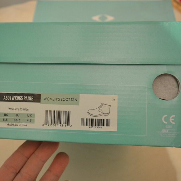 APEX Women's Paige Booties 6.5 (x-wide) Tan Suede Boot  diabetic orthotics - Picture 13 of 13